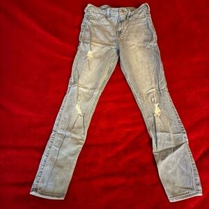 Hollister jean leggings, high rise. Size 9R. Distressed light wash women’s jeans